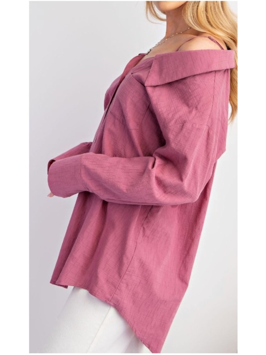 Easel Magenta Cold Shoulder Button Down Boyfriend Shirt - Picture 4 of 5